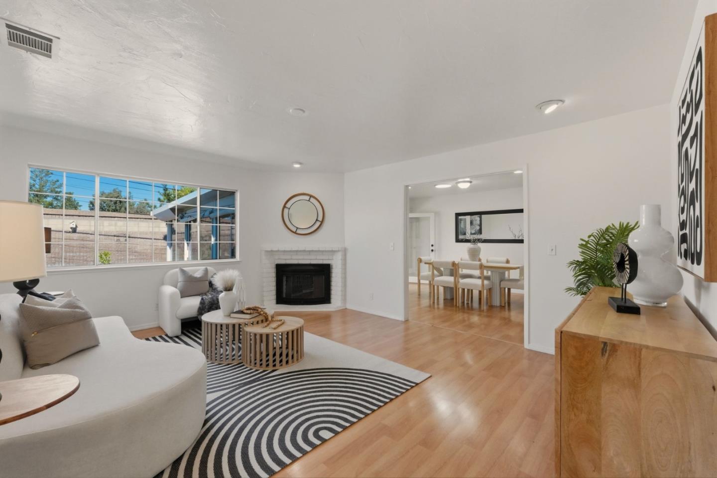 Detail Gallery Image 6 of 50 For 1571 Rebel Way, San Jose,  CA 95118 - 3 Beds | 2 Baths