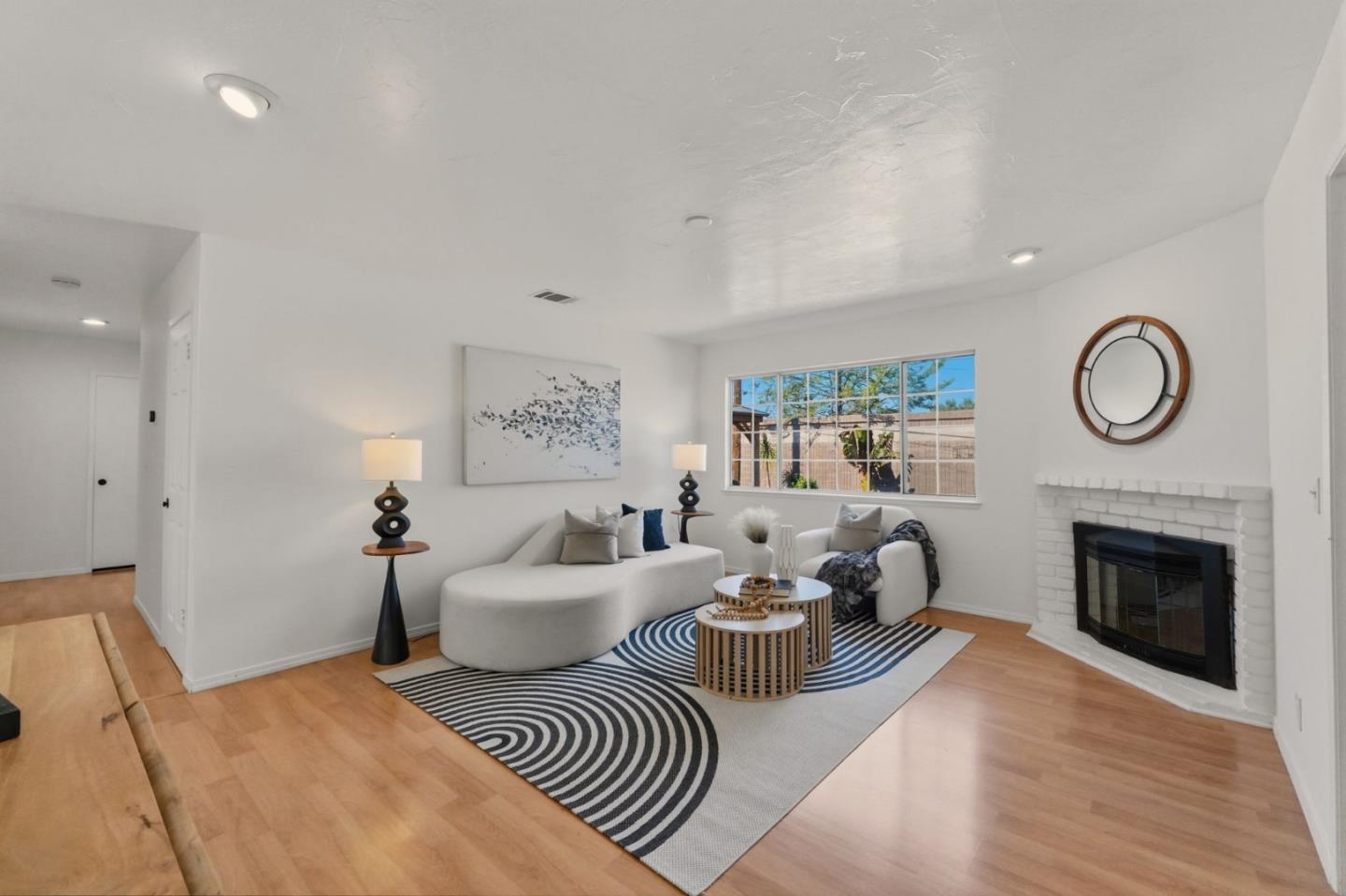 Detail Gallery Image 8 of 50 For 1571 Rebel Way, San Jose,  CA 95118 - 3 Beds | 2 Baths