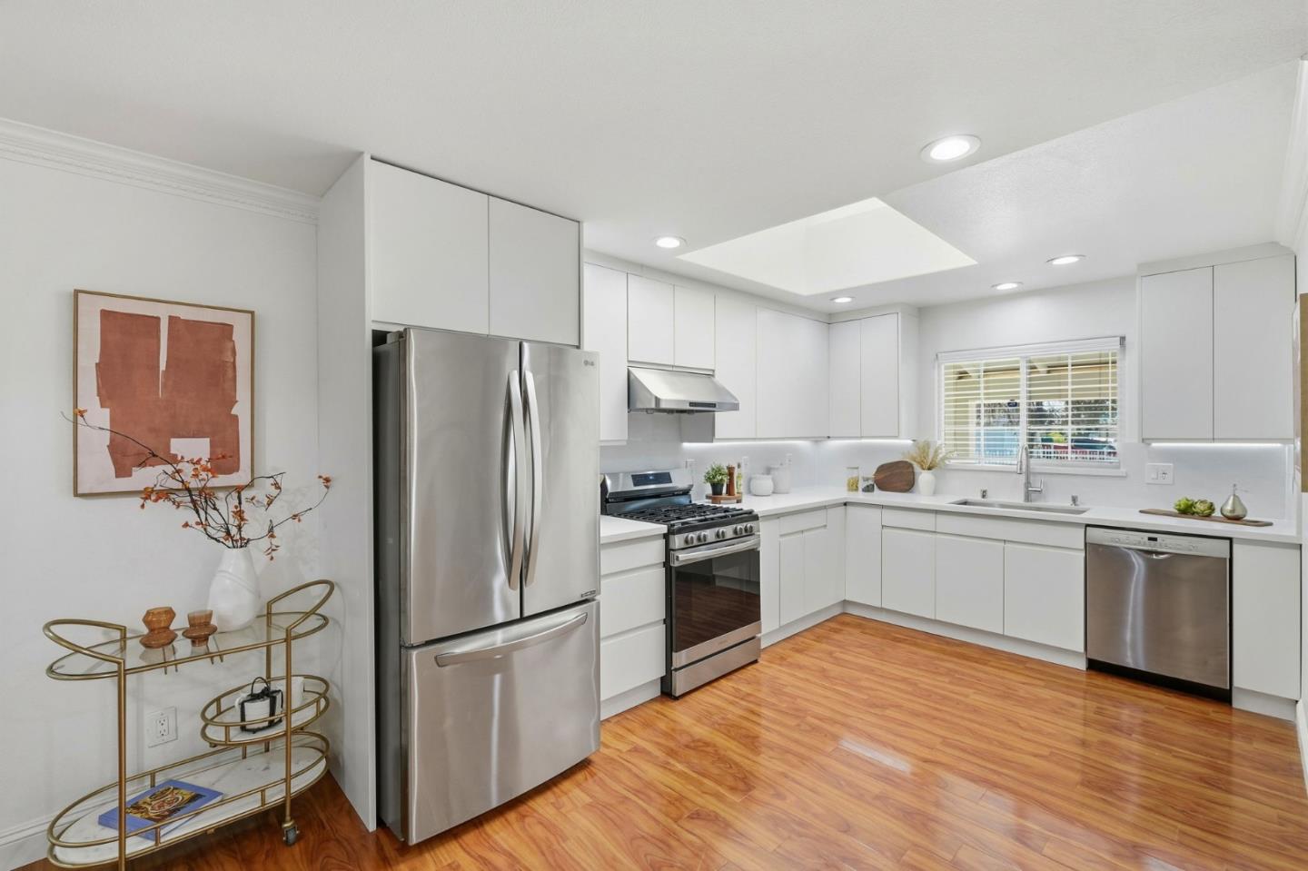 Detail Gallery Image 9 of 36 For 4941 Omar St, Fremont,  CA 94538 - 3 Beds | 2 Baths