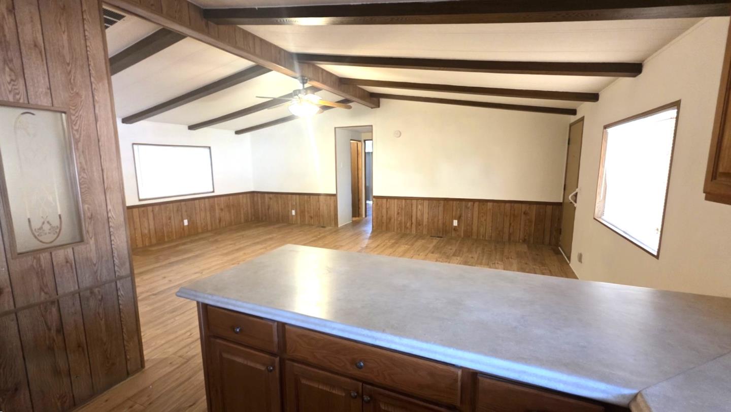 Detail Gallery Image 6 of 9 For 2561 Stillman St #111,  Selma,  CA 93662 - 3 Beds | 2 Baths