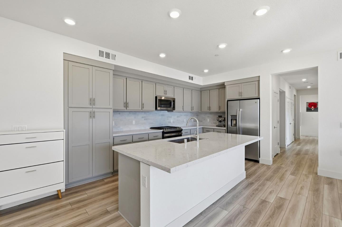 Detail Gallery Image 10 of 45 For 3690 Innovation Way #402,  Fremont,  CA 94538 - 3 Beds | 2 Baths