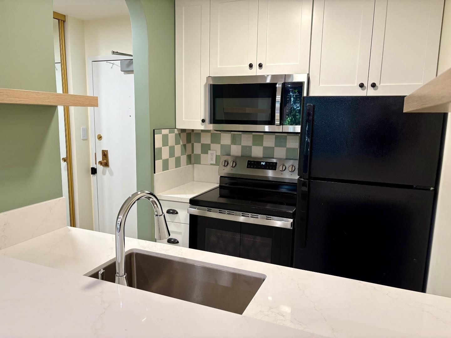 Detail Gallery Image 10 of 16 For 5124 Shelter Creek Ln, San Bruno,  CA 94066 - 0 Beds | 1 Baths