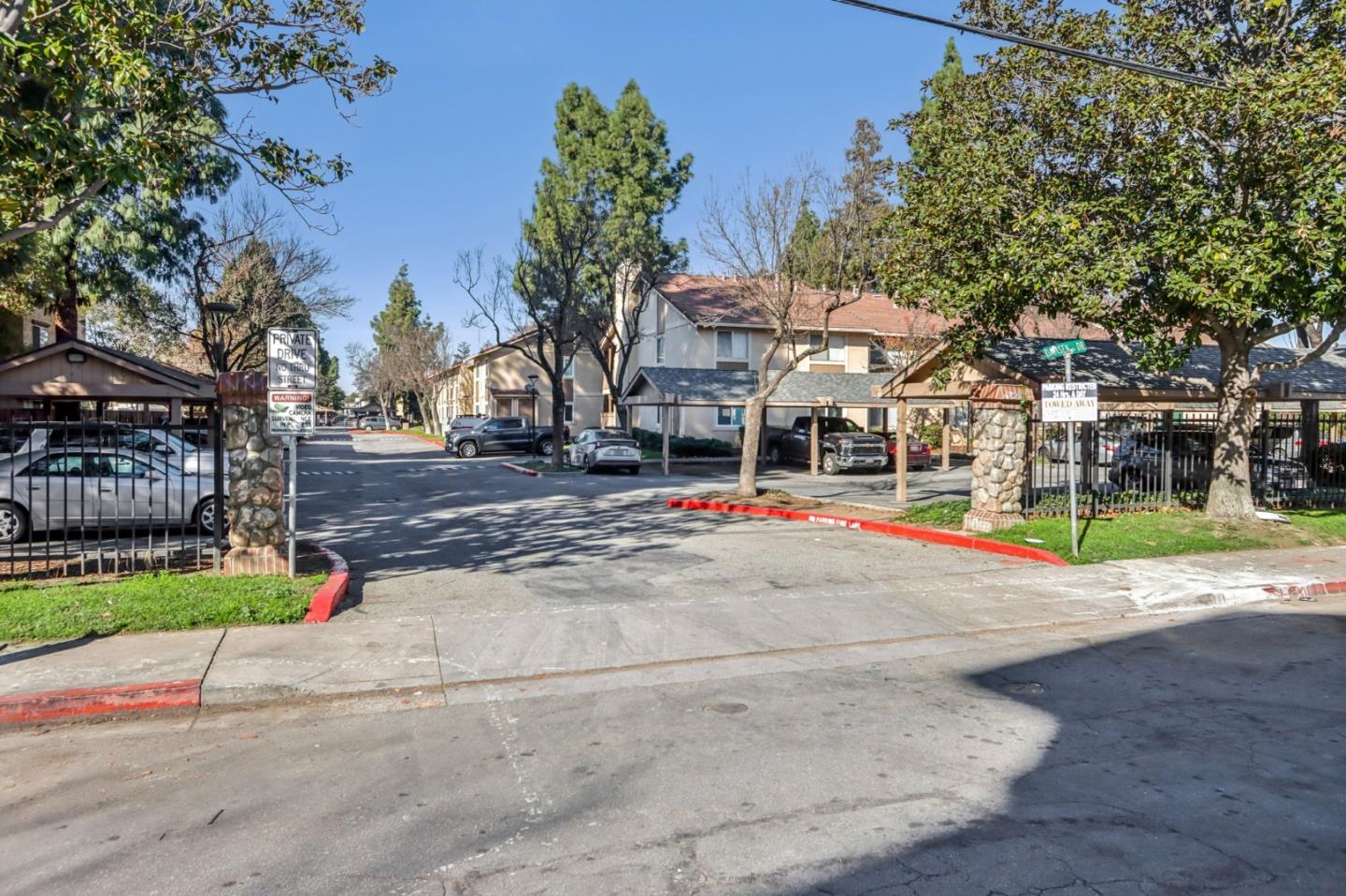 Detail Gallery Image 19 of 21 For 146 Damsen Dr, San Jose,  CA 95116 - 2 Beds | 2 Baths