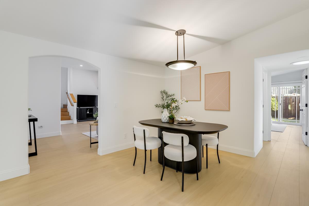 Detail Gallery Image 11 of 40 For 1068 Johnson Ave, San Jose,  CA 95129 - 4 Beds | 3 Baths