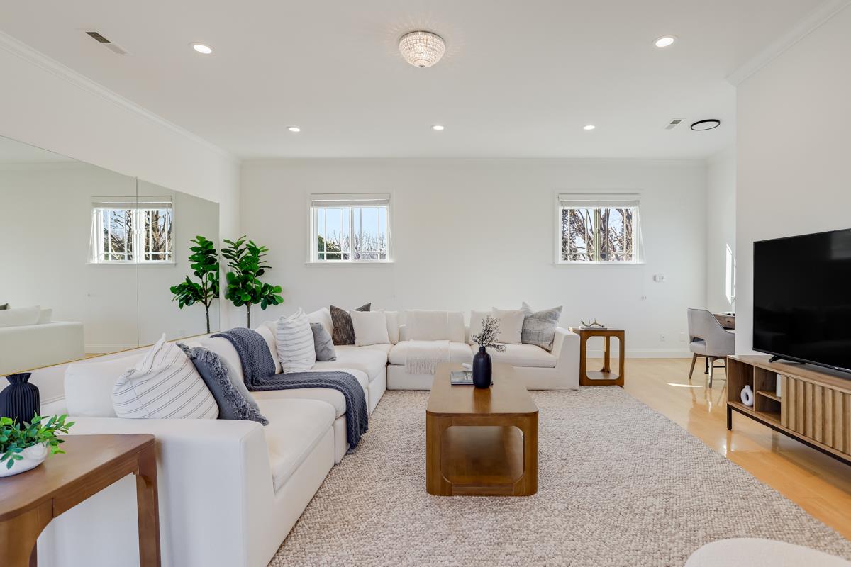 Detail Gallery Image 30 of 40 For 1068 Johnson Ave, San Jose,  CA 95129 - 4 Beds | 3 Baths