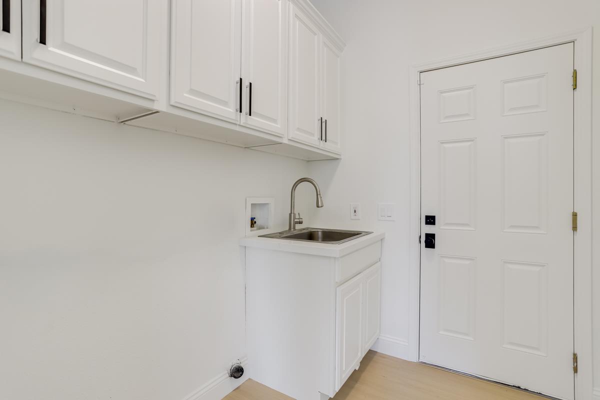 Detail Gallery Image 33 of 40 For 1068 Johnson Ave, San Jose,  CA 95129 - 4 Beds | 3 Baths