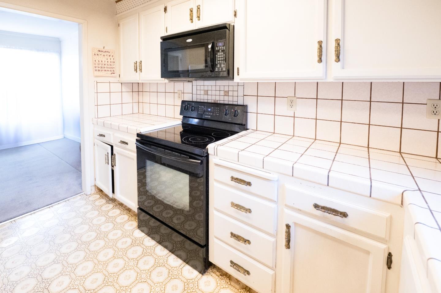 Detail Gallery Image 15 of 32 For Nissen Rd,  Salinas,  CA 93901 - 3 Beds | 2 Baths