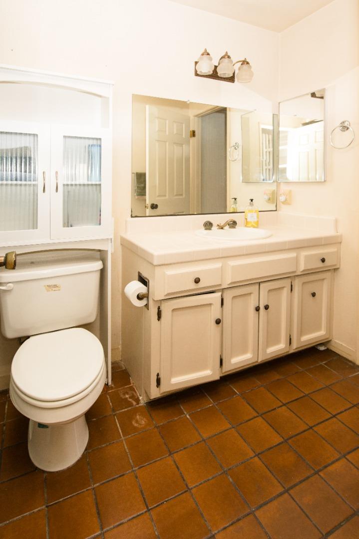 Detail Gallery Image 24 of 32 For Nissen Rd,  Salinas,  CA 93901 - 3 Beds | 2 Baths