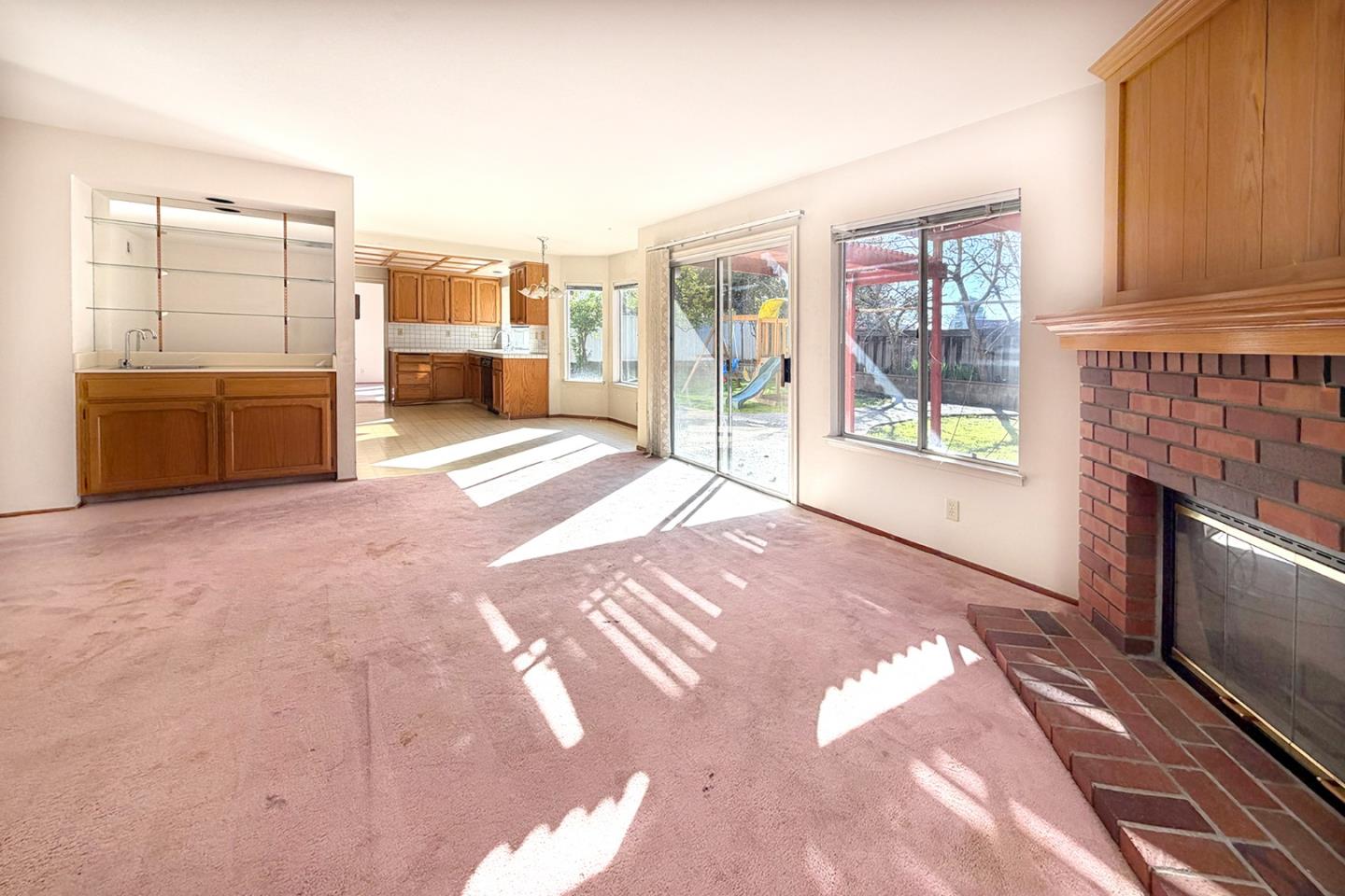 Detail Gallery Image 4 of 12 For 931 Galindo Ct, Milpitas,  CA 95035 - 4 Beds | 3 Baths