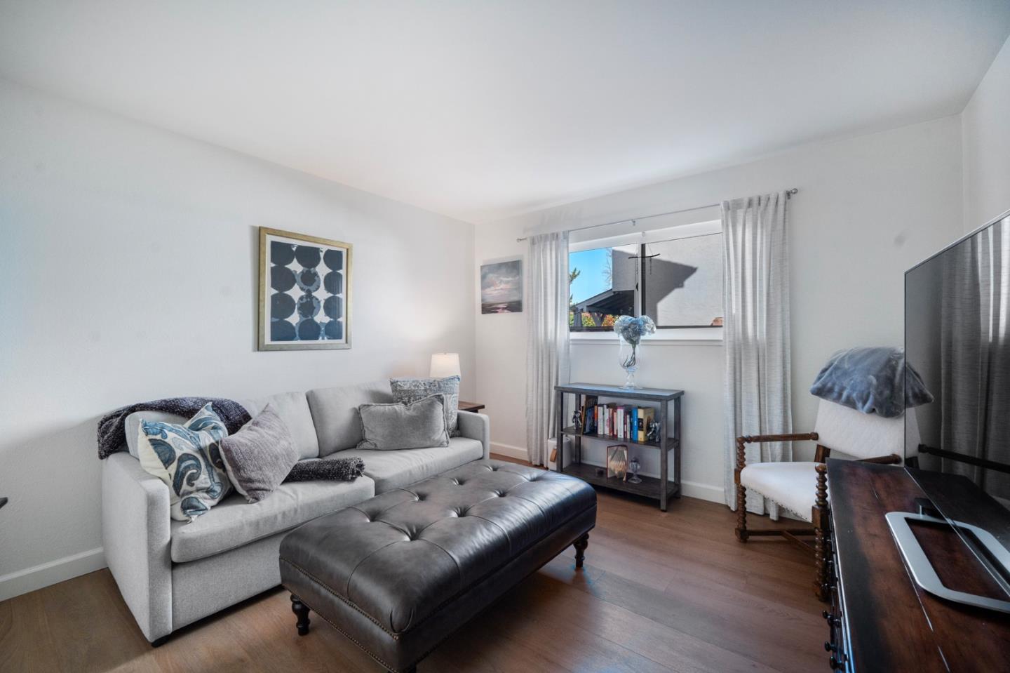 Detail Gallery Image 24 of 38 For 15605 La Mar Dr, Morgan Hill,  CA 95037 - 5 Beds | 2/1 Baths