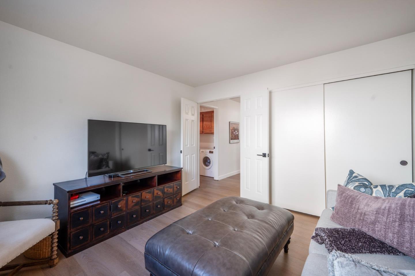 Detail Gallery Image 25 of 38 For 15605 La Mar Dr, Morgan Hill,  CA 95037 - 5 Beds | 2/1 Baths