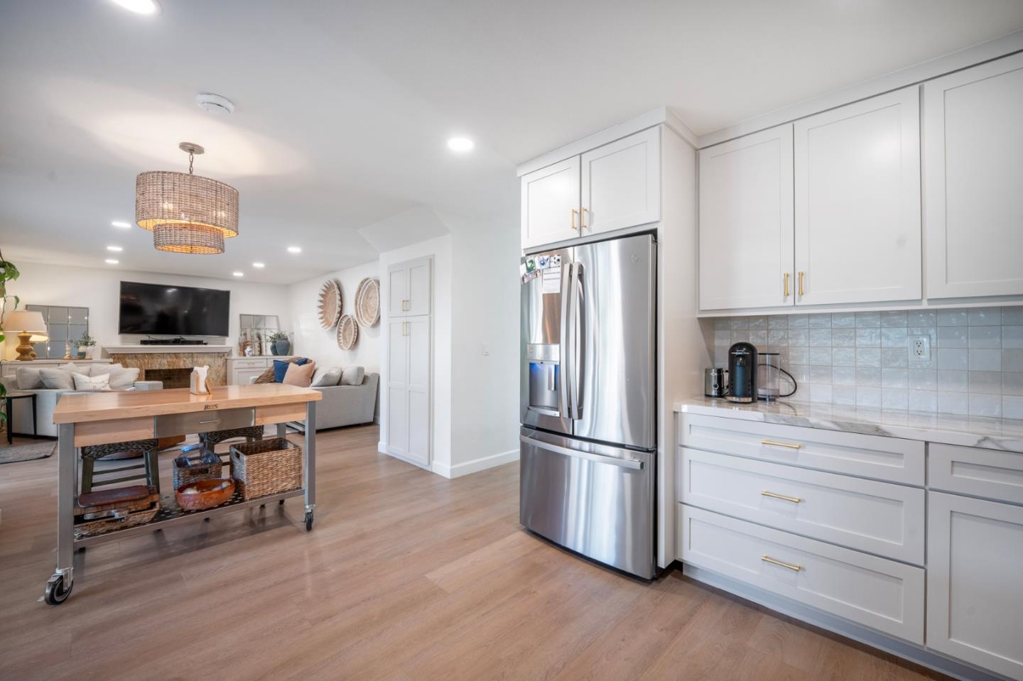 Detail Gallery Image 29 of 38 For 15605 La Mar Dr, Morgan Hill,  CA 95037 - 5 Beds | 2/1 Baths