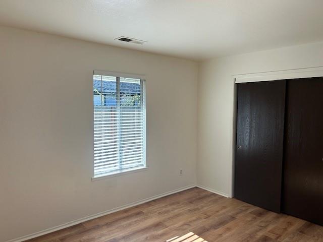 Detail Gallery Image 6 of 9 For 1547 17th Ave #B,  Santa Cruz,  CA 95062 - 3 Beds | 1/1 Baths