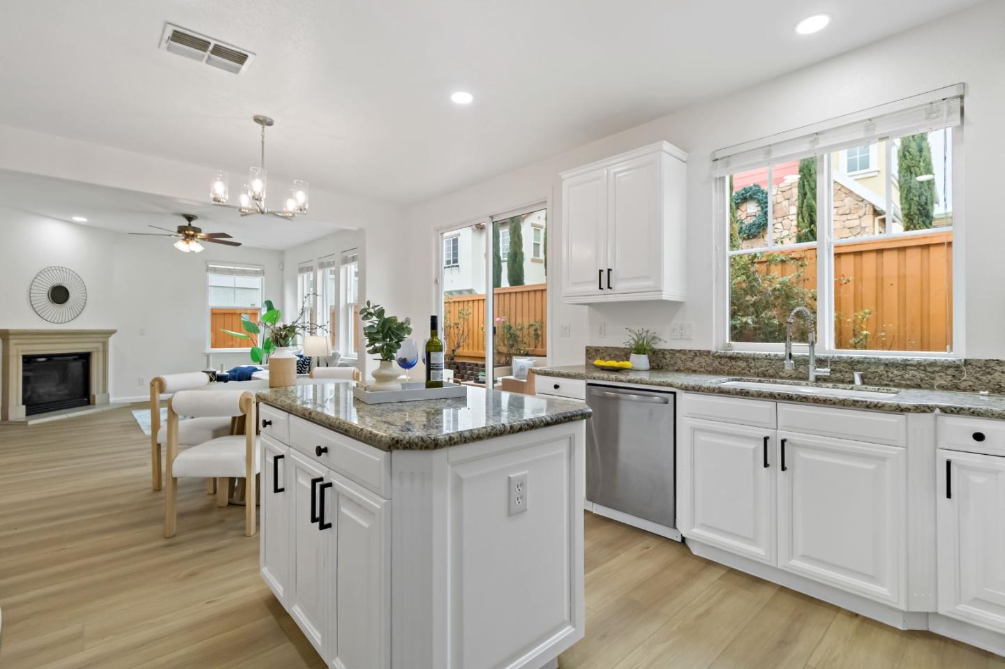 Detail Gallery Image 18 of 61 For 7394 Basking Ridge Ave, San Jose,  CA 95138 - 5 Beds | 3/1 Baths