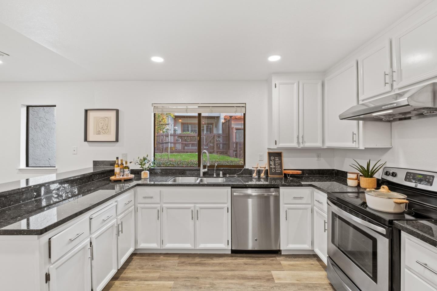 Photo #10: ML82031167 Listing: Photo #10