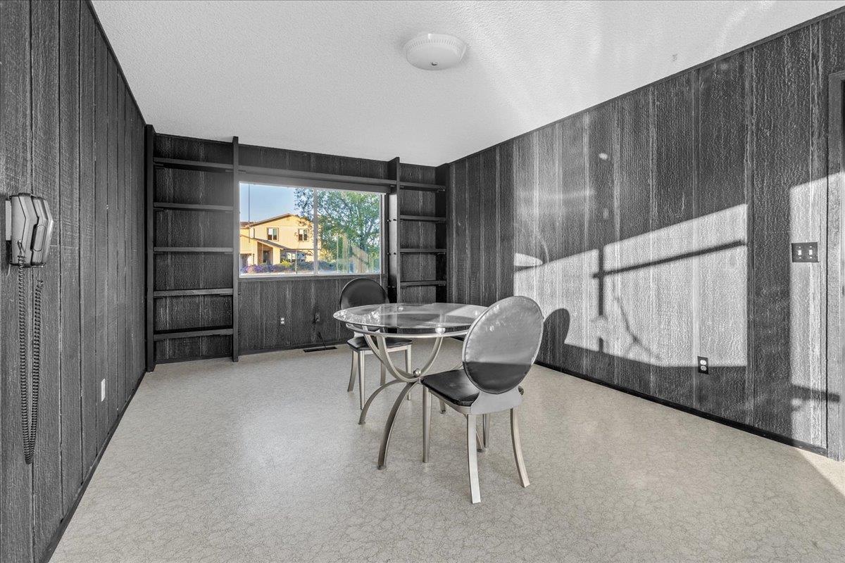 Detail Gallery Image 36 of 73 For 15175 Oak Hills Dr, Salinas,  CA 93907 - 3 Beds | 2 Baths