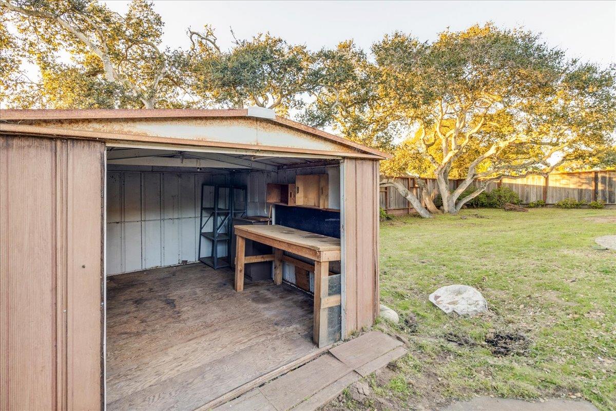 Detail Gallery Image 58 of 73 For 15175 Oak Hills Dr, Salinas,  CA 93907 - 3 Beds | 2 Baths