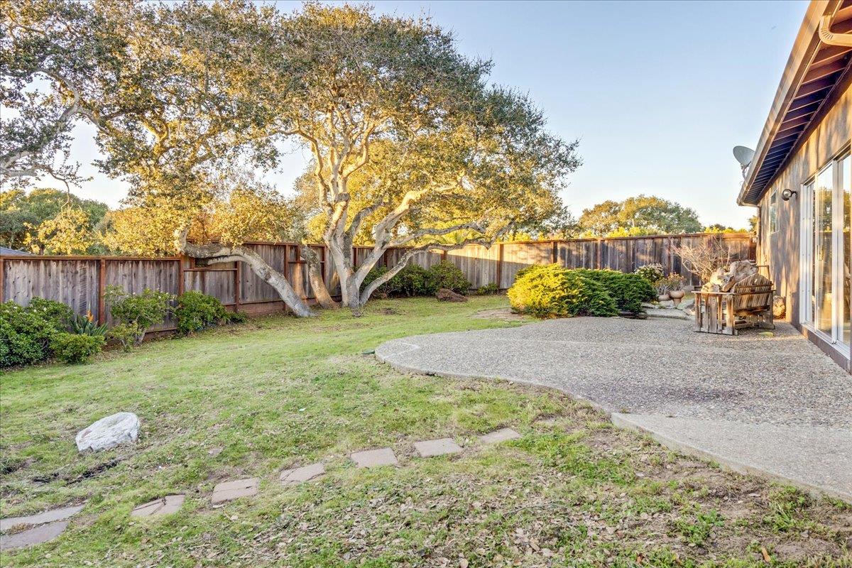 Detail Gallery Image 60 of 73 For 15175 Oak Hills Dr, Salinas,  CA 93907 - 3 Beds | 2 Baths