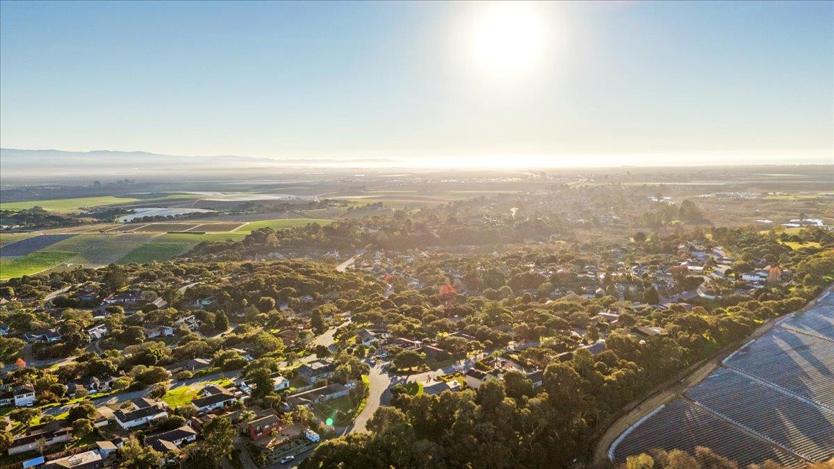 Detail Gallery Image 72 of 73 For 15175 Oak Hills Dr, Salinas,  CA 93907 - 3 Beds | 2 Baths