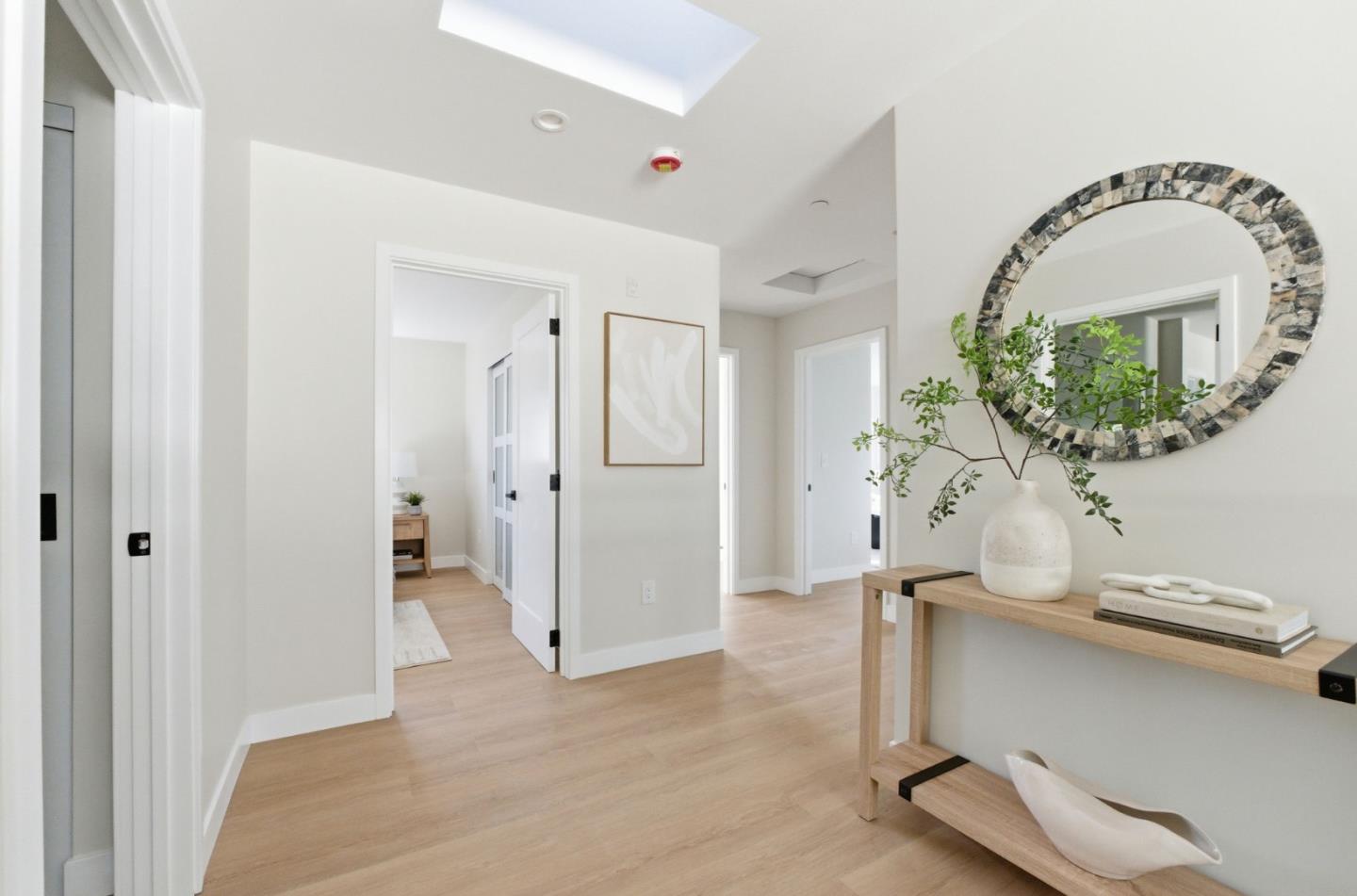 Detail Gallery Image 37 of 45 For 55 Orchard Ave, Redwood City,  CA 94061 - 5 Beds | 4/1 Baths