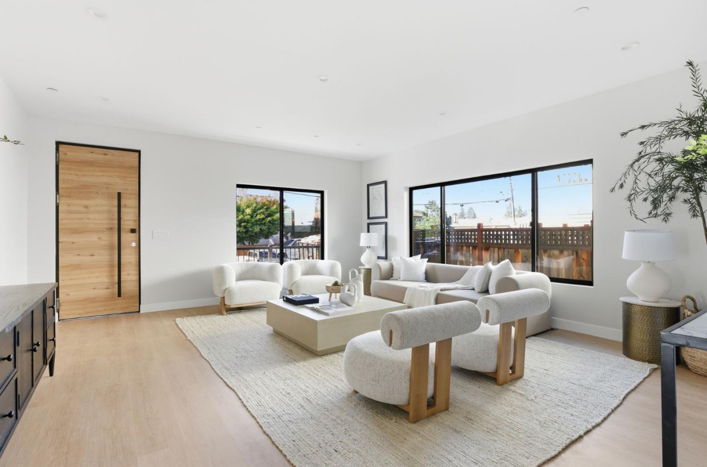 Detail Gallery Image 5 of 45 For 55 Orchard Ave, Redwood City,  CA 94061 - 5 Beds | 4/1 Baths