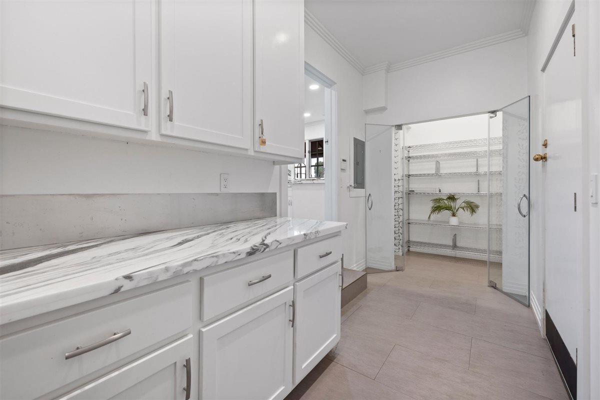 Detail Gallery Image 14 of 45 For 350 Merrill Rd, San Juan Bautista,  CA 95045 - 3 Beds | 2/1 Baths