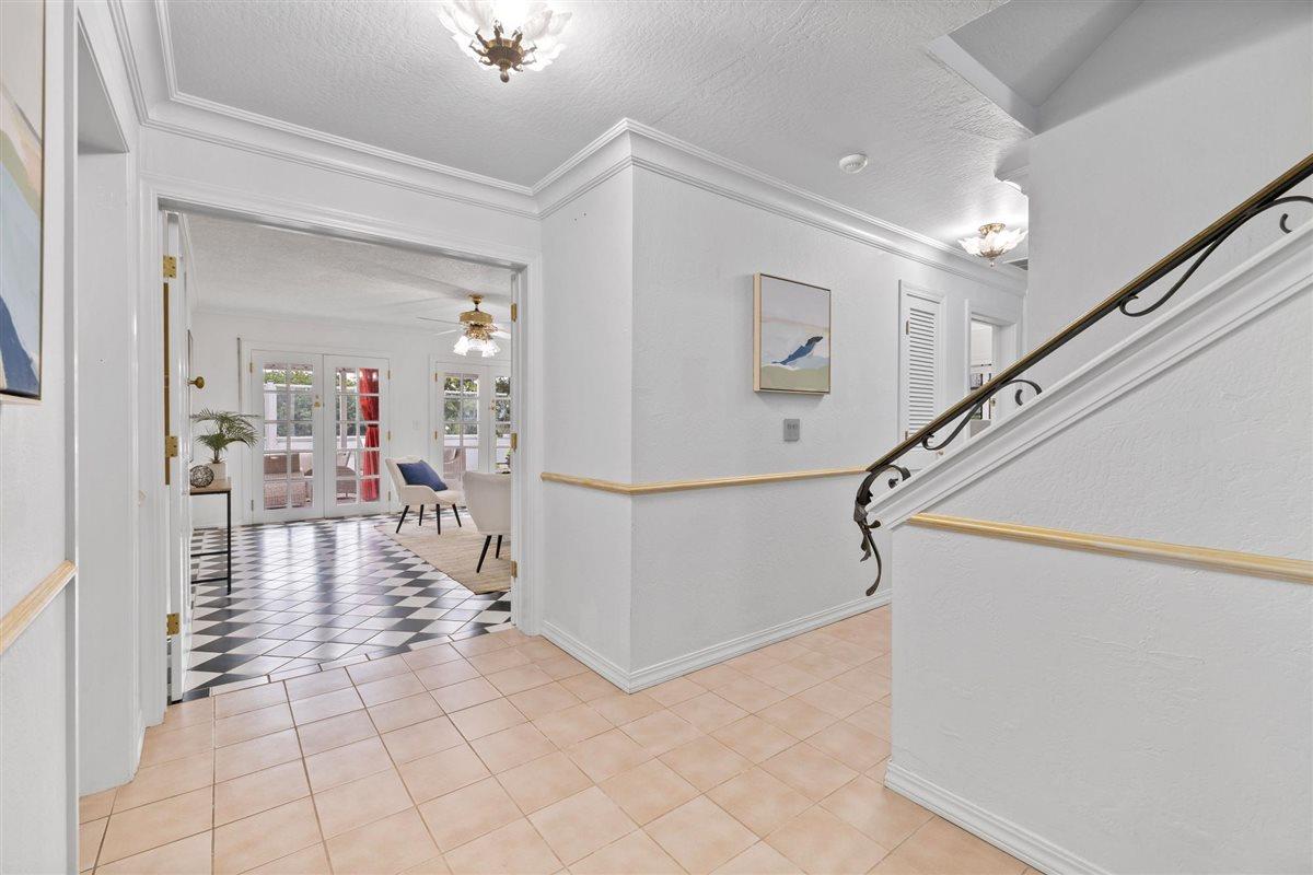 Detail Gallery Image 16 of 45 For 350 Merrill Rd, San Juan Bautista,  CA 95045 - 3 Beds | 2/1 Baths