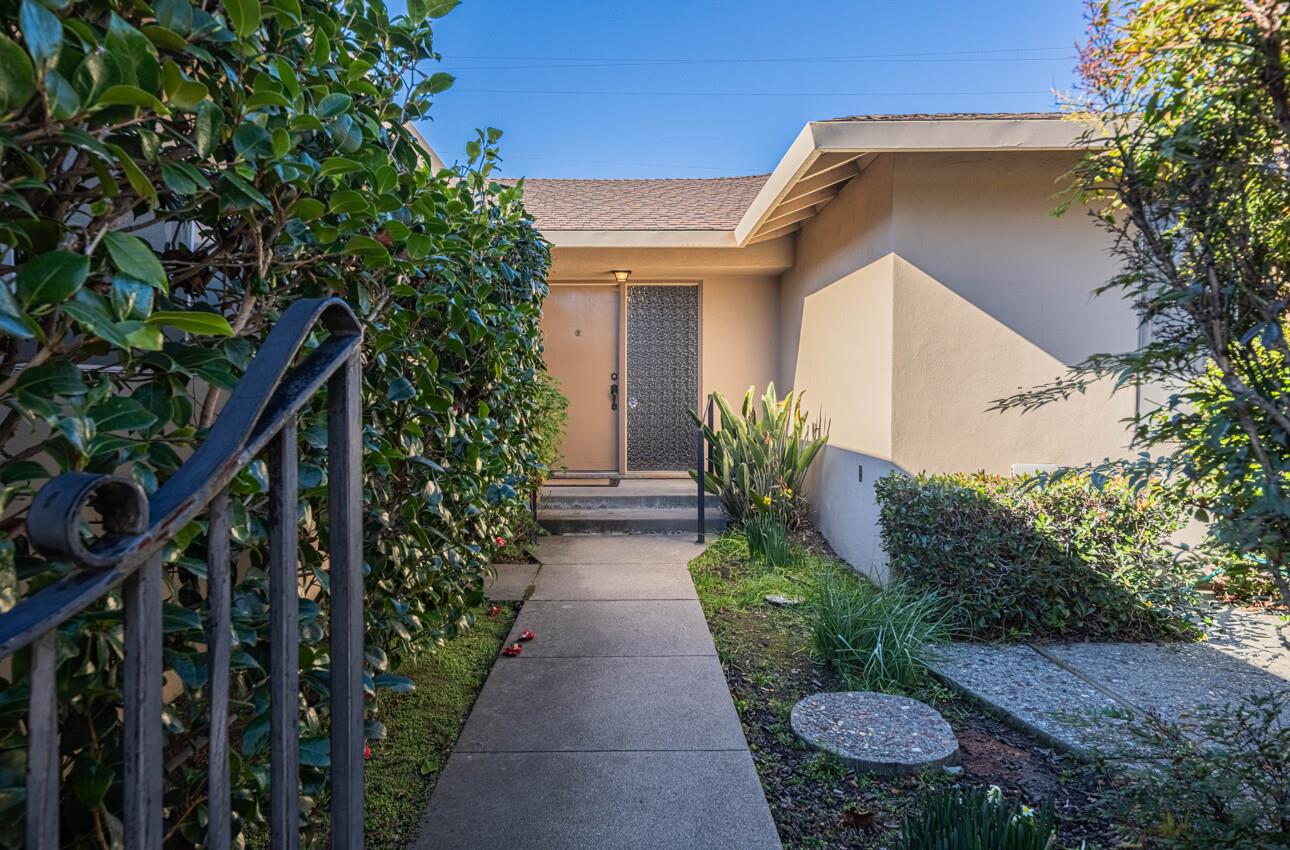 Detail Gallery Image 2 of 36 For 1180 San Marcos Dr, Salinas,  CA 93901 - 3 Beds | 2 Baths