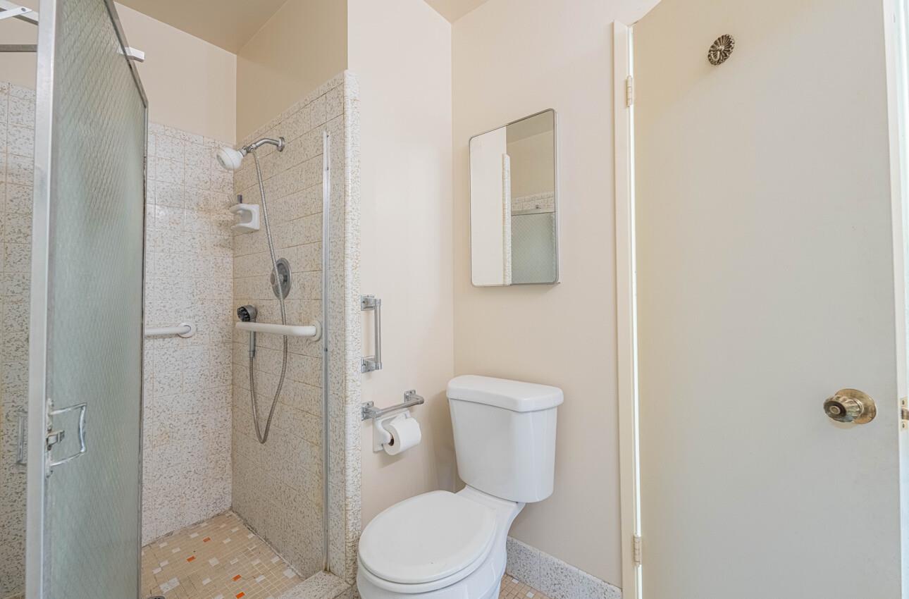 Detail Gallery Image 32 of 36 For 1180 San Marcos Dr, Salinas,  CA 93901 - 3 Beds | 2 Baths