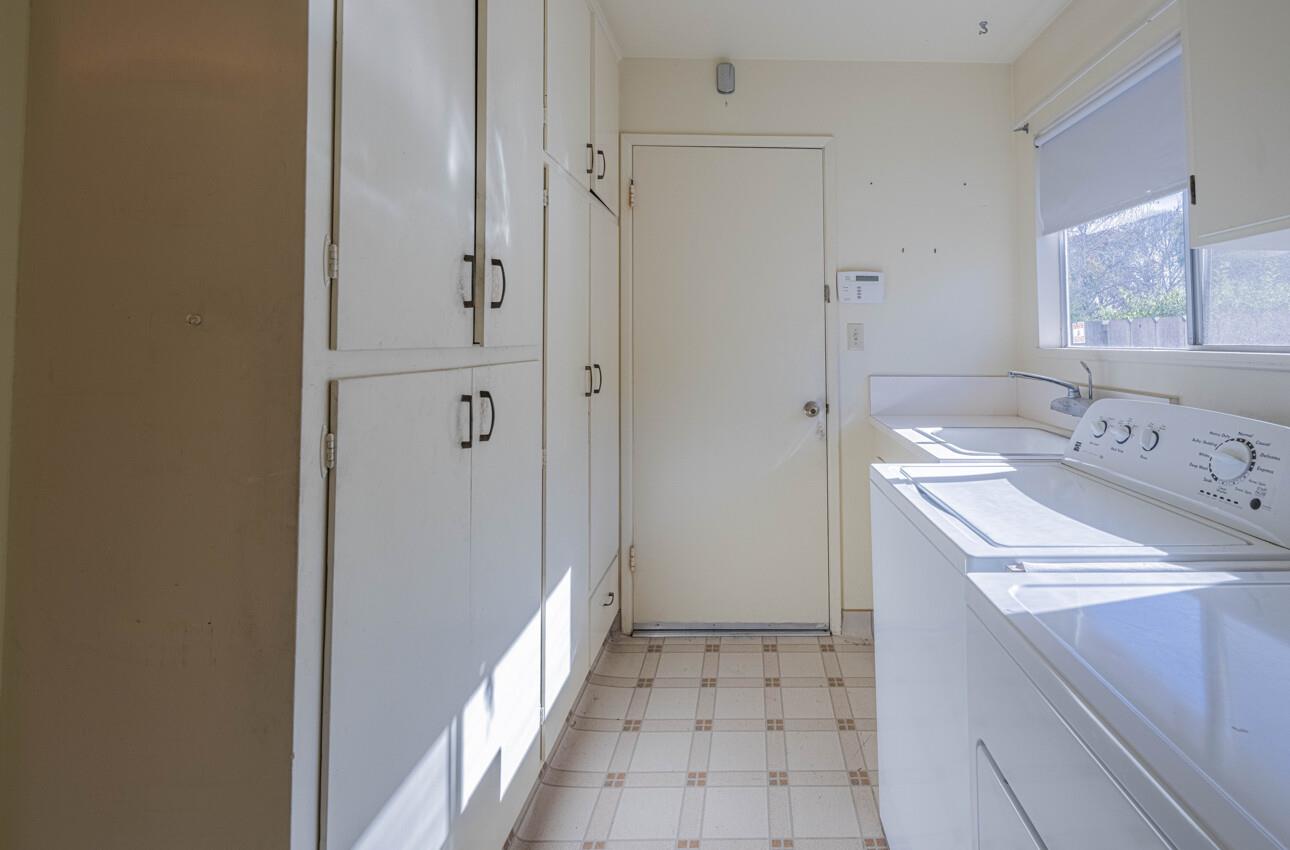 Detail Gallery Image 34 of 36 For 1180 San Marcos Dr, Salinas,  CA 93901 - 3 Beds | 2 Baths