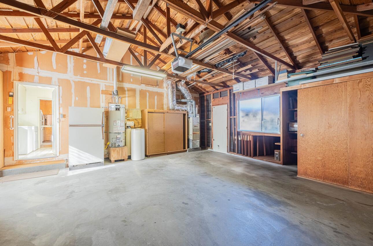 Detail Gallery Image 35 of 36 For 1180 San Marcos Dr, Salinas,  CA 93901 - 3 Beds | 2 Baths