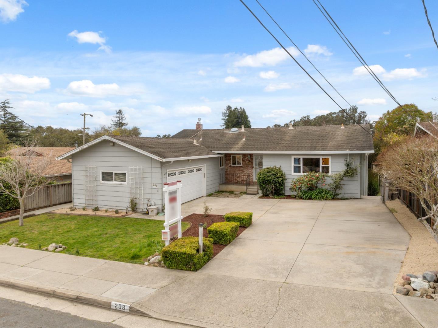 Detail Gallery Image 22 of 36 For 208 Germaine Ave, Santa Cruz,  CA 95065 - 3 Beds | 2 Baths