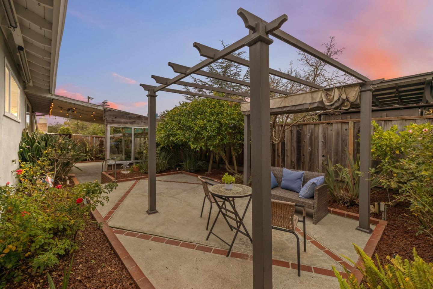 Detail Gallery Image 29 of 36 For 208 Germaine Ave, Santa Cruz,  CA 95065 - 3 Beds | 2 Baths