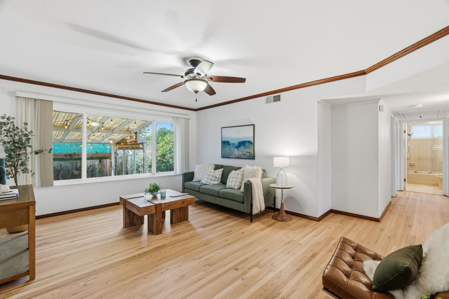 Detail Gallery Image 5 of 36 For 208 Germaine Ave, Santa Cruz,  CA 95065 - 3 Beds | 2 Baths