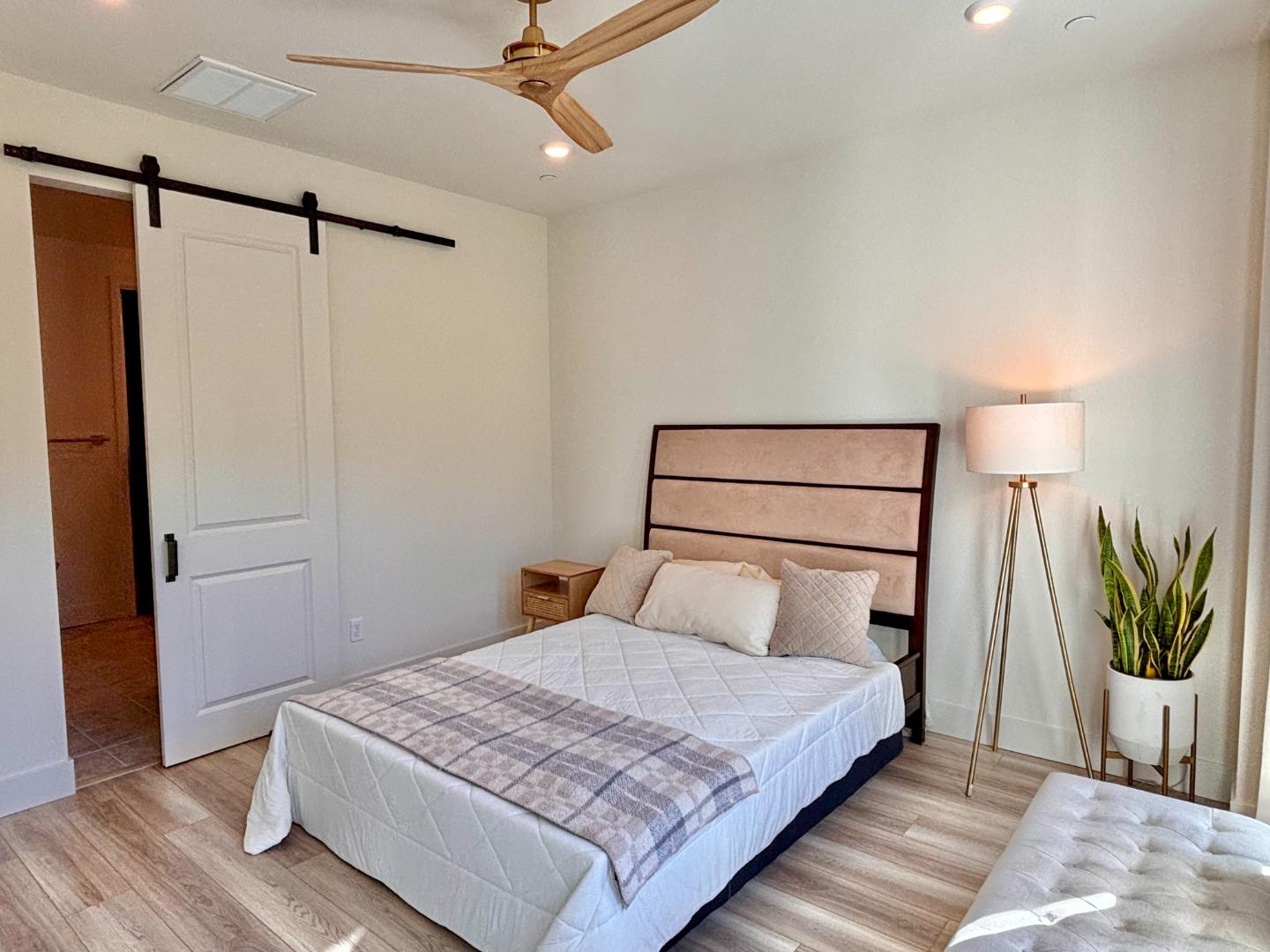 Detail Gallery Image 9 of 14 For 210 Verandah Ave, Novato,  CA 94945 - 3 Beds | 3 Baths