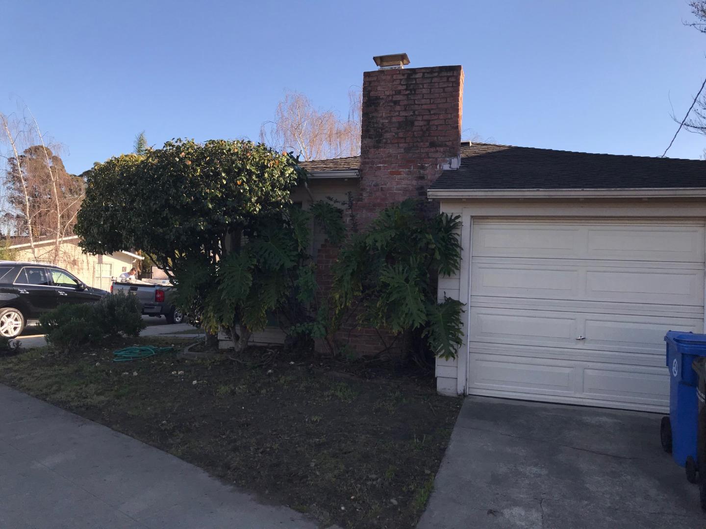 Detail Gallery Image 2 of 8 For 123 Park Ave, Santa Cruz,  CA 95062 - 2 Beds | 1 Baths