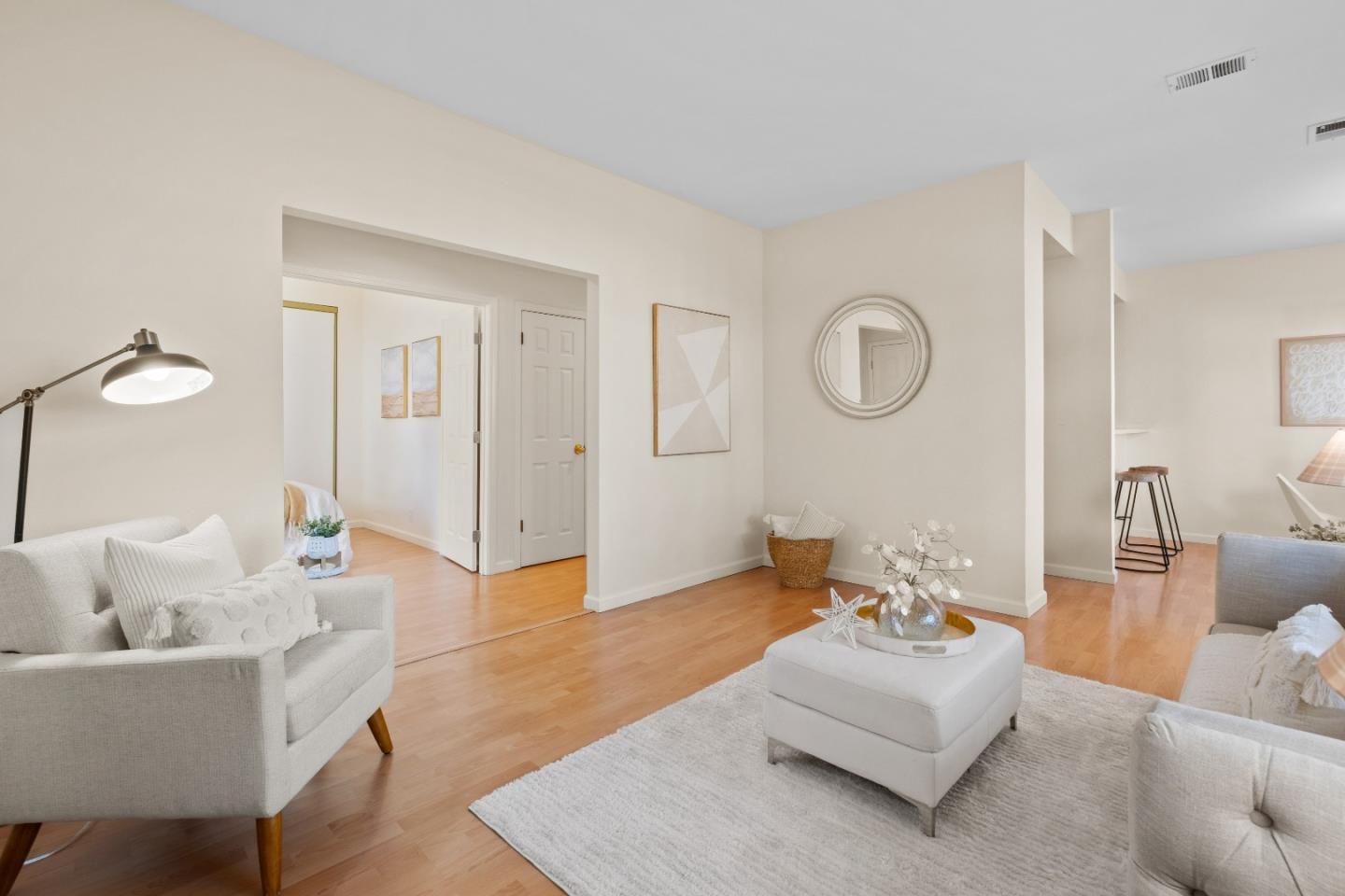 Photo #4: ML82031178 Listing: Photo #4