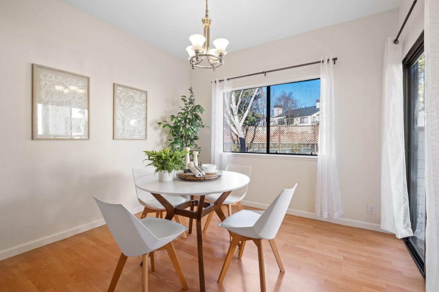 Photo #8: ML82031178 Listing: Photo #8