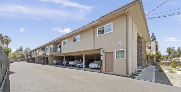 Detail Gallery Image 3 of 9 For 1440 Gordon St, Redwood City,  CA 94061 - – Beds | – Baths