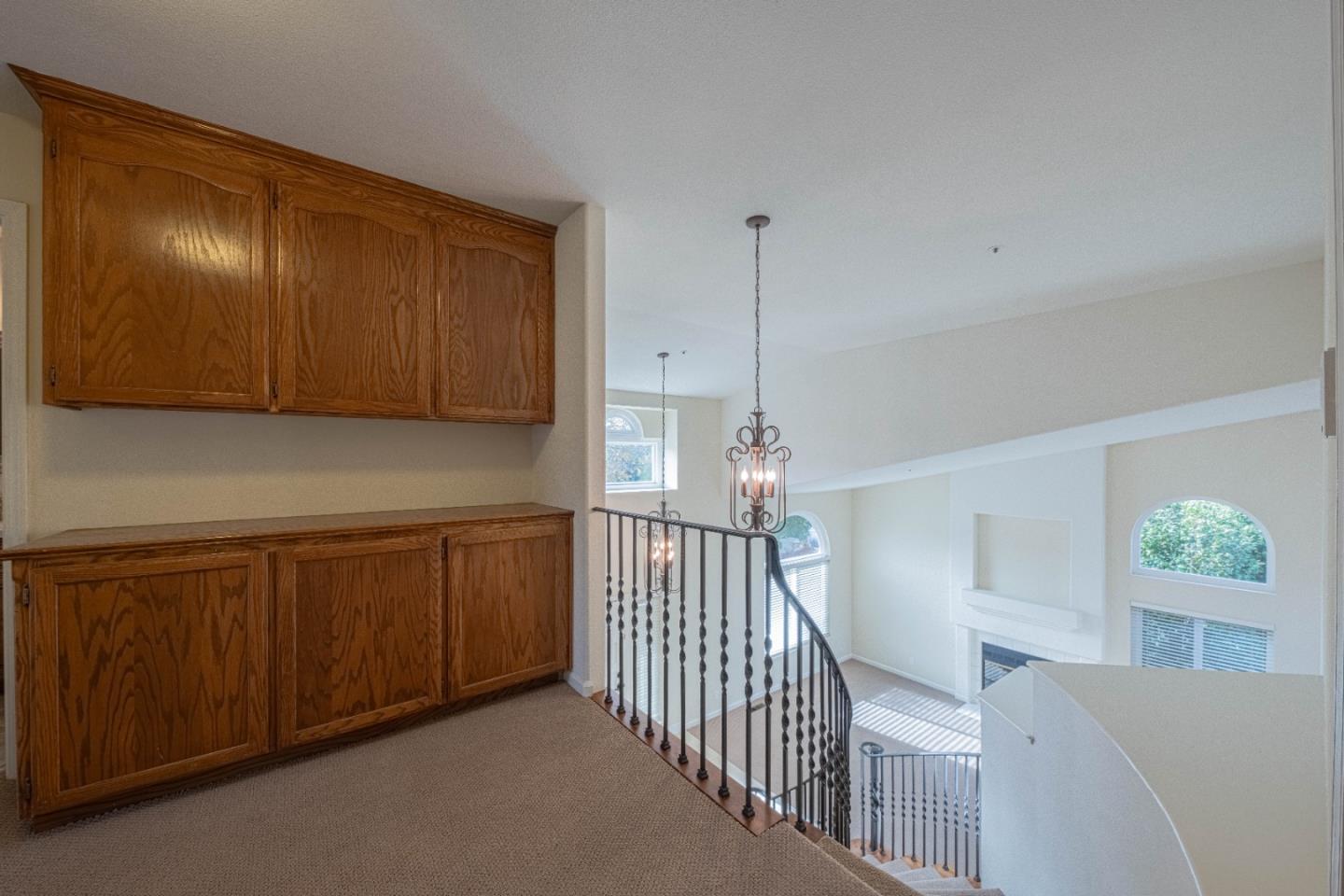 Detail Gallery Image 16 of 54 For 20435 Franciscan Way, Salinas,  CA 93908 - 4 Beds | 3 Baths