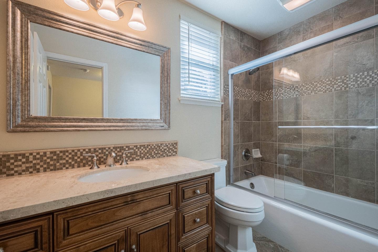 Detail Gallery Image 24 of 54 For 20435 Franciscan Way, Salinas,  CA 93908 - 4 Beds | 3 Baths