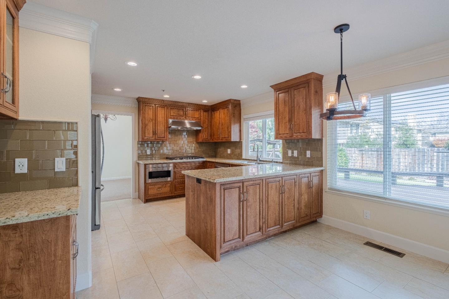 Detail Gallery Image 29 of 54 For 20435 Franciscan Way, Salinas,  CA 93908 - 4 Beds | 3 Baths