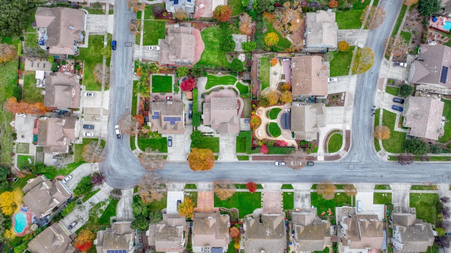 Detail Gallery Image 3 of 54 For 20435 Franciscan Way, Salinas,  CA 93908 - 4 Beds | 3 Baths