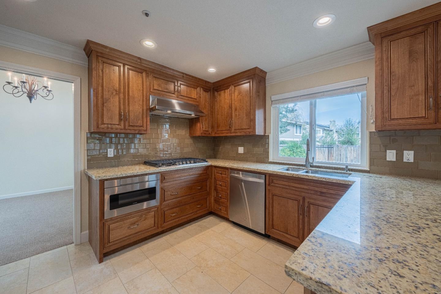 Detail Gallery Image 31 of 54 For 20435 Franciscan Way, Salinas,  CA 93908 - 4 Beds | 3 Baths