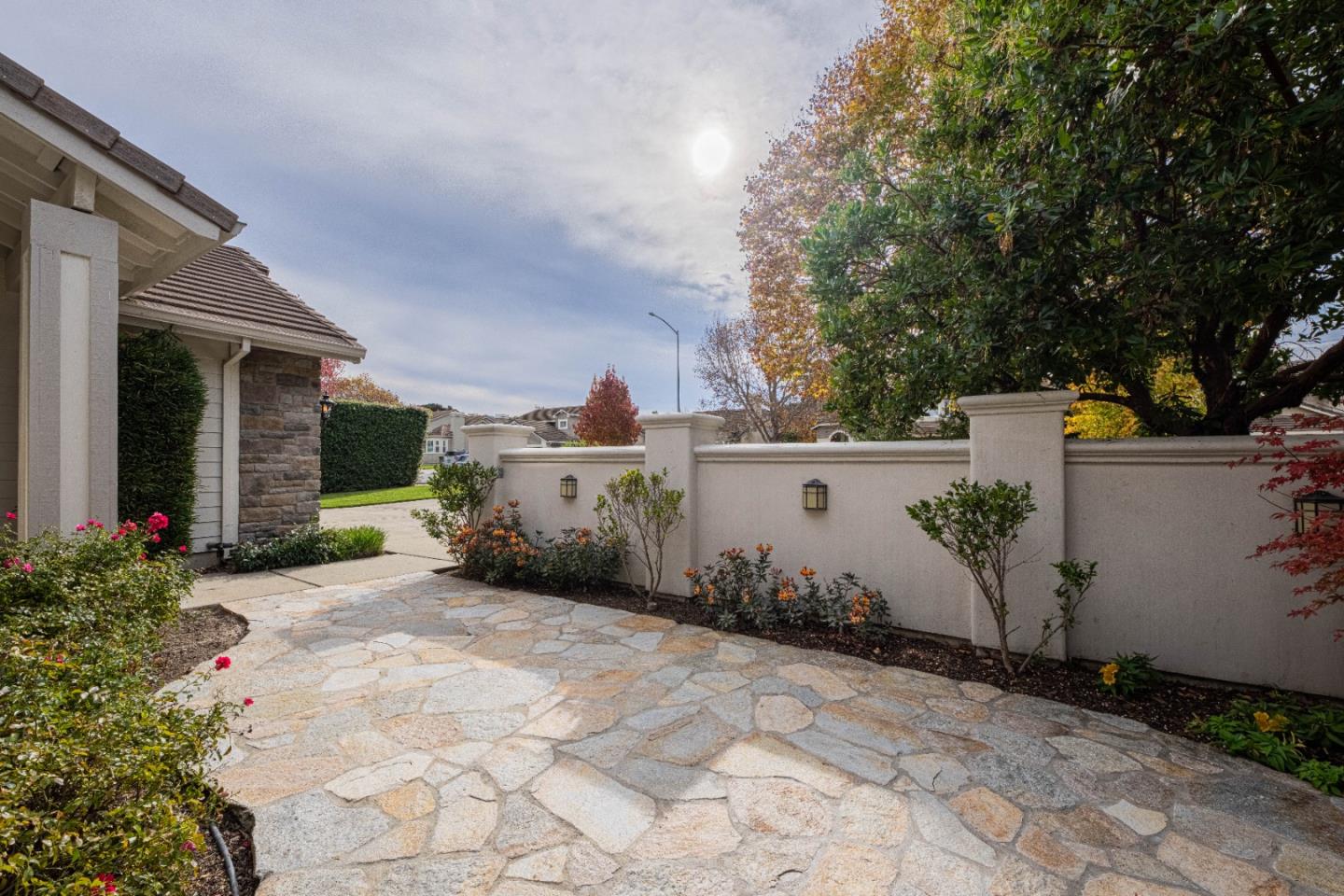 Detail Gallery Image 6 of 54 For 20435 Franciscan Way, Salinas,  CA 93908 - 4 Beds | 3 Baths