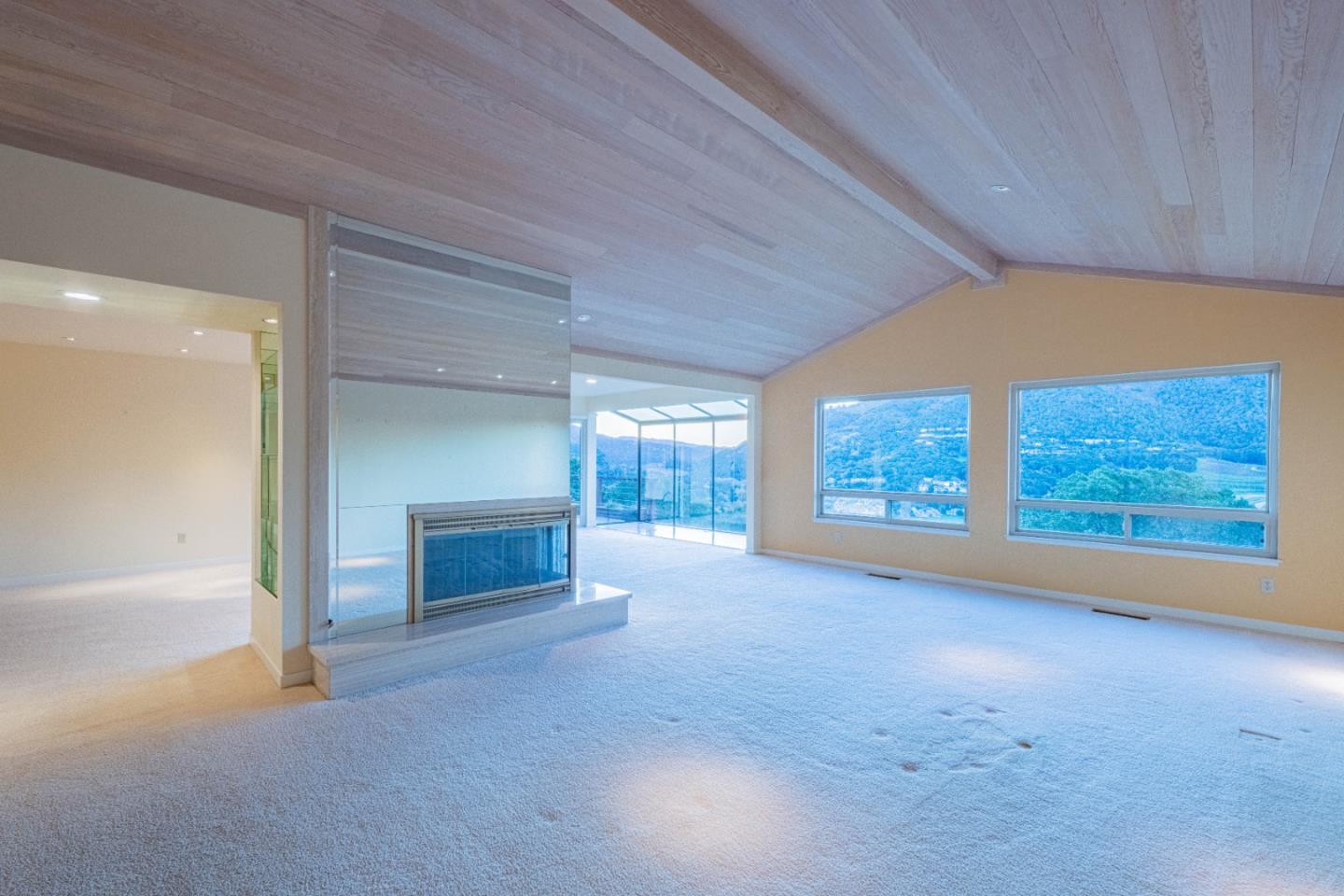 Detail Gallery Image 13 of 37 For 10000 Eddy Rd, Carmel Valley,  CA 93923 - 3 Beds | 2 Baths