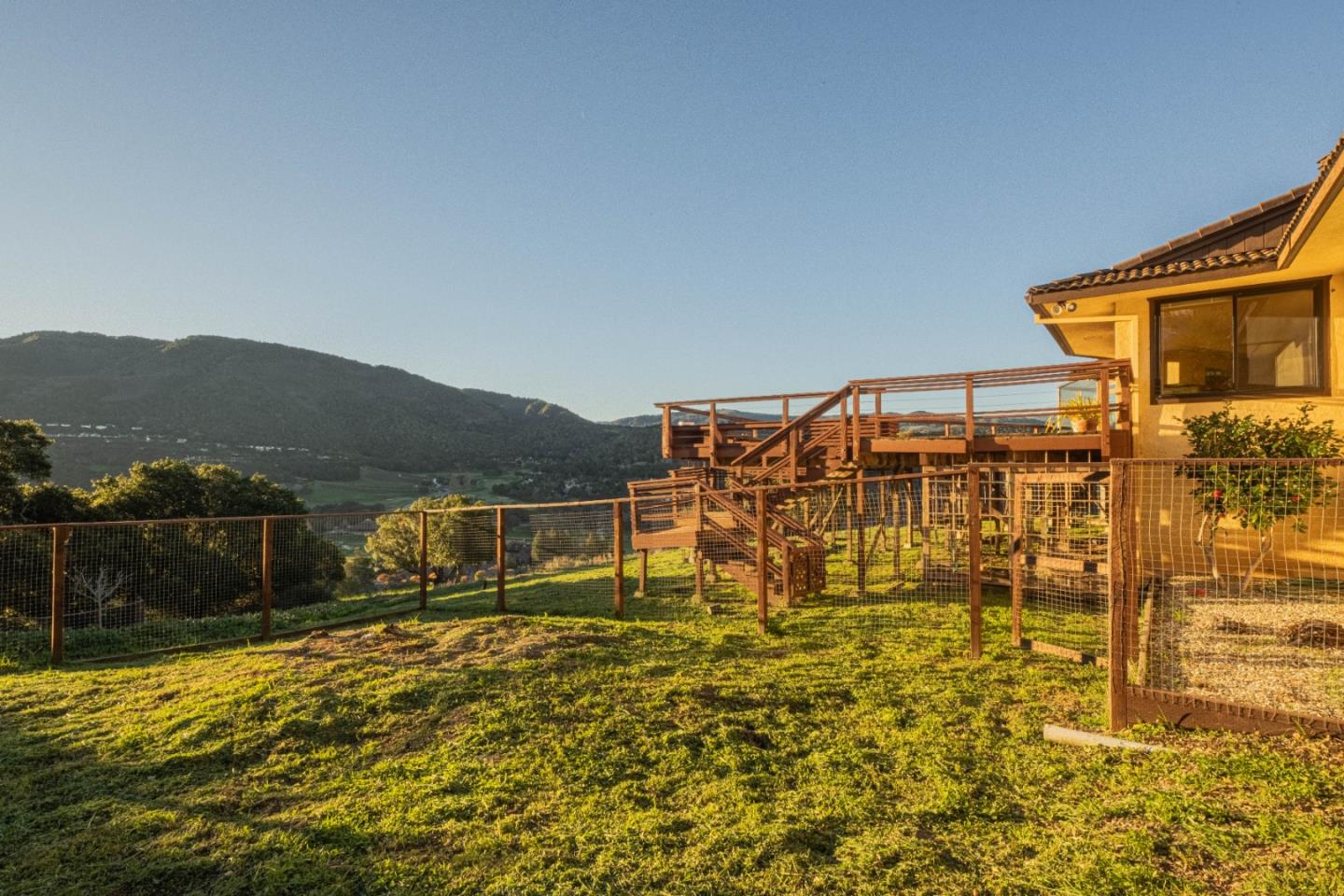 Detail Gallery Image 32 of 37 For 10000 Eddy Rd, Carmel Valley,  CA 93923 - 3 Beds | 2 Baths