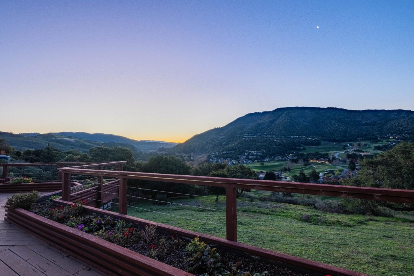 Detail Gallery Image 6 of 37 For 10000 Eddy Rd, Carmel Valley,  CA 93923 - 3 Beds | 2 Baths