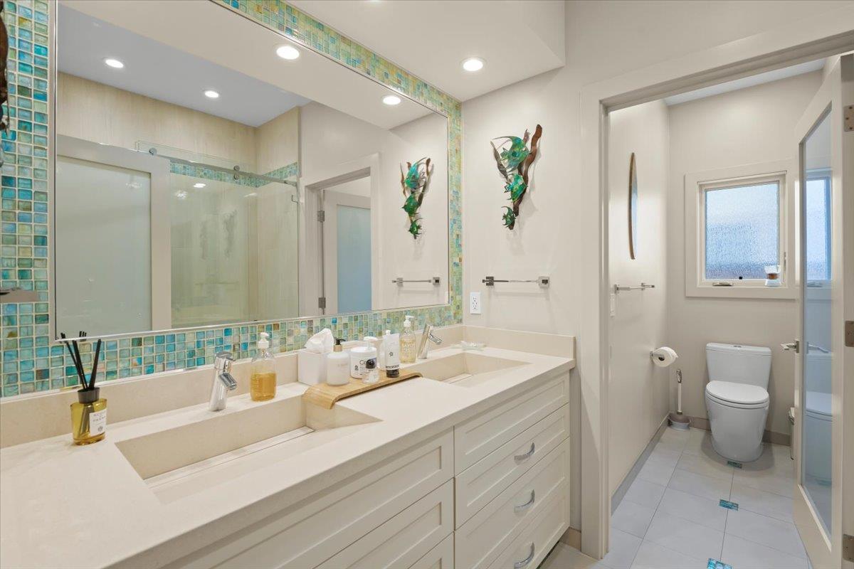 Detail Gallery Image 15 of 28 For 1225 Altamead Dr, Los Altos,  CA 94024 - 4 Beds | 3/1 Baths