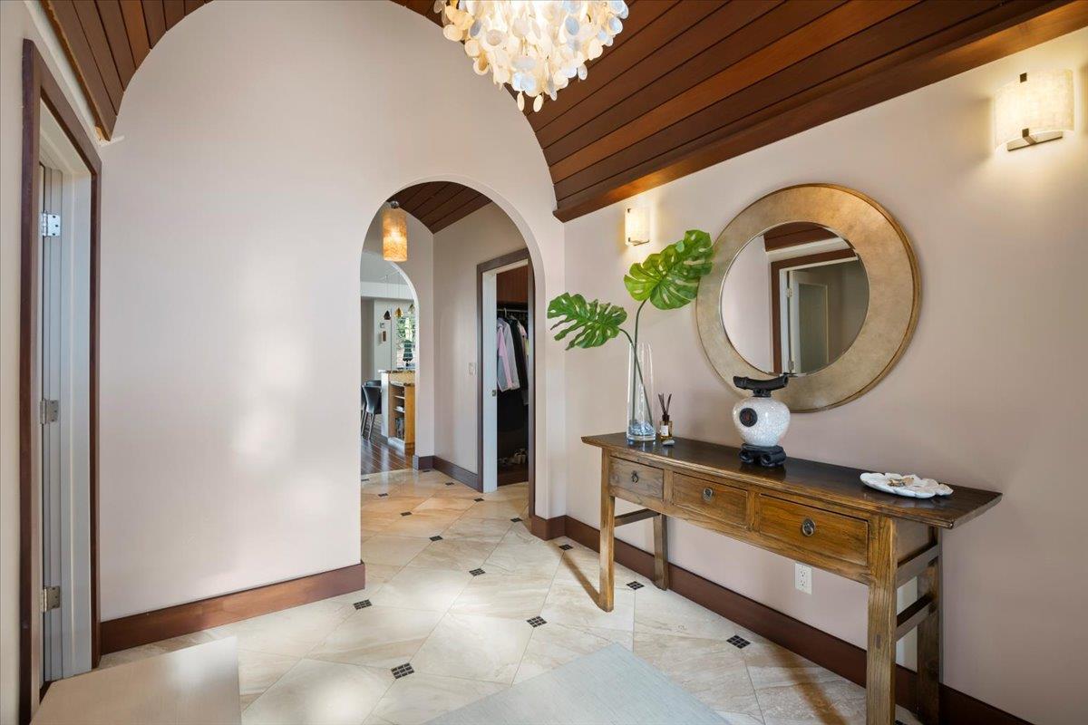 Detail Gallery Image 4 of 28 For 1225 Altamead Dr, Los Altos,  CA 94024 - 4 Beds | 3/1 Baths